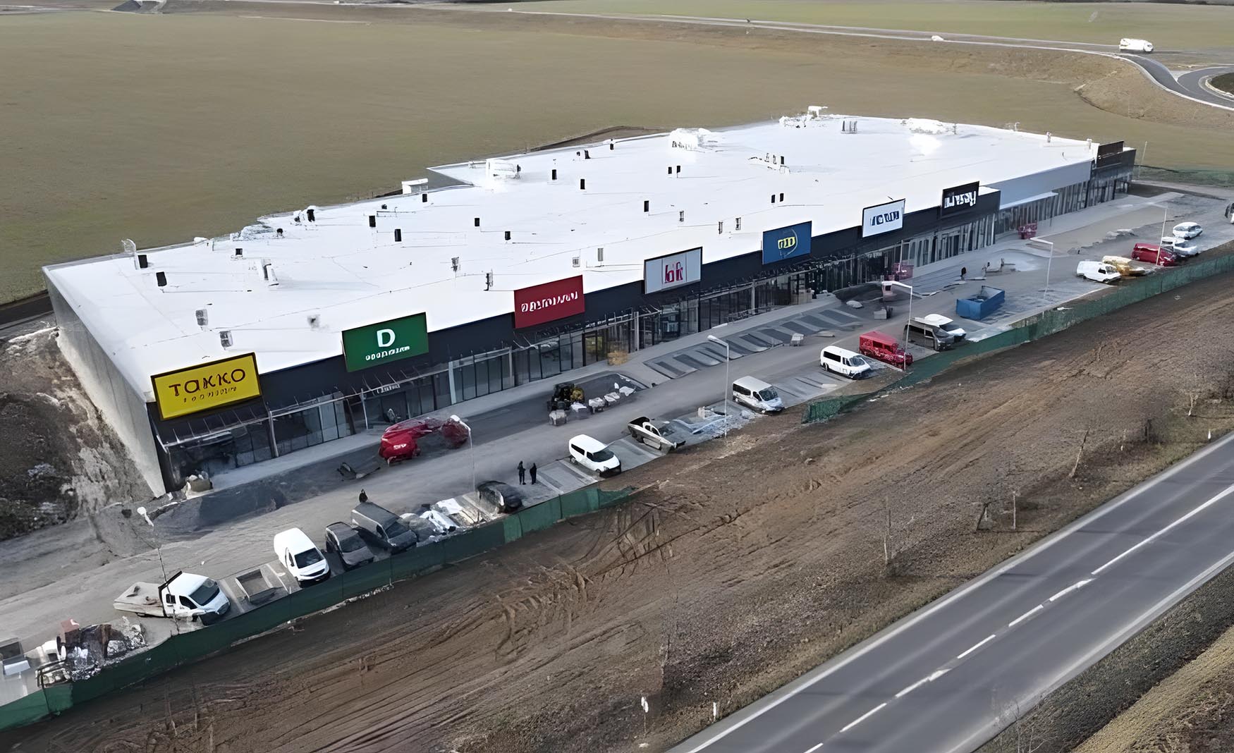 Orbix - Obchodní centrum Slaný